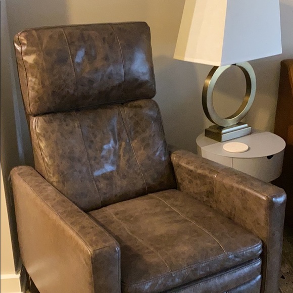 Genuine leather recliner - Picture 4 of 4